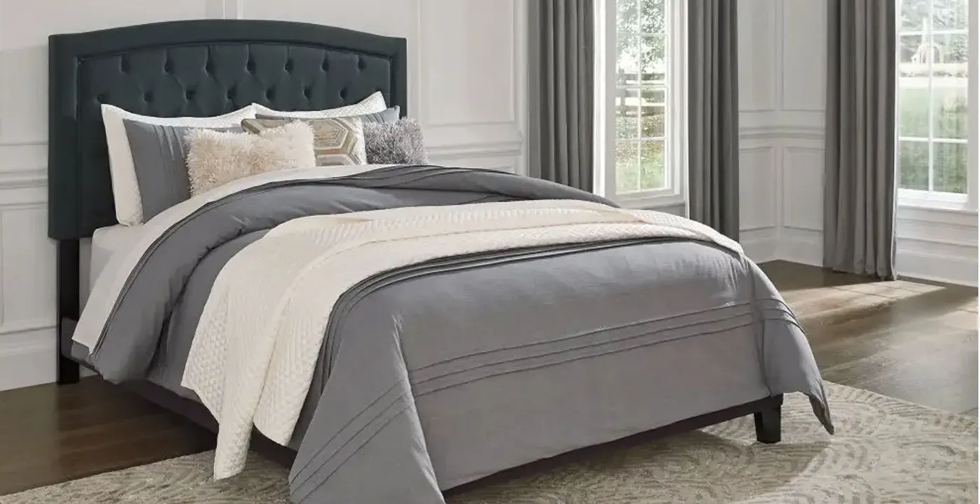 inside of washer with agitator